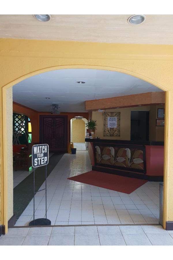 Oyo 631 Saltimboca Tourist In Bacolod Exterior foto
